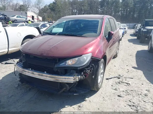 2C4RC1BG2HR768451 2017 CHRYSLER PACIFICA - Image 2