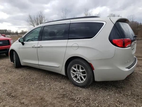 2C4RC1BG2HR770894 2017 CHRYSLER PACIFICA - Image 2
