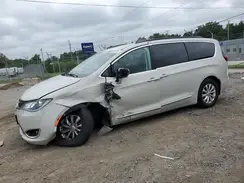 2C4RC1BG2HR771298 2017 CHRYSLER PACIFICA