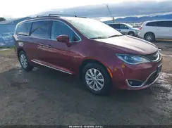 2C4RC1BG2HR771396 2017 CHRYSLER PACIFICA