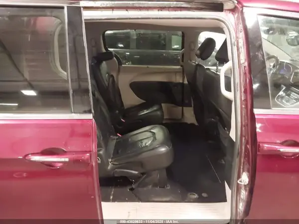 2C4RC1BG2HR795519 2017 CHRYSLER PACIFICA - Image 8