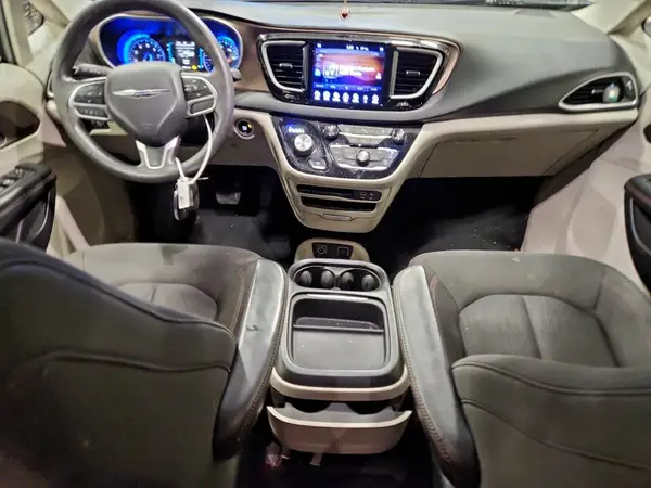 2C4RC1BG2HR795987 2017 CHRYSLER PACIFICA - Image 8