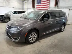 2C4RC1BG2HR803635 2017 CHRYSLER PACIFICA