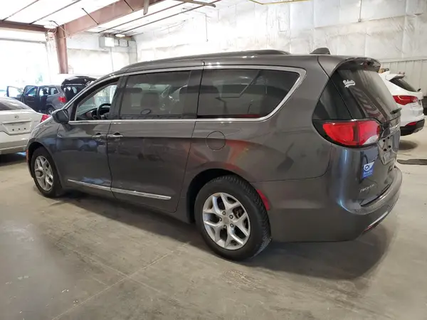 2C4RC1BG2HR803635 2017 CHRYSLER PACIFICA - Image 2