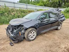 2C4RC1BG2HR809628 2017 CHRYSLER PACIFICA