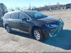2C4RC1BG2HR810004 2017 CHRYSLER PACIFICA