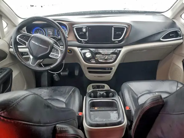 2C4RC1BG2HR810018 2017 CHRYSLER PACIFICA - Image 8