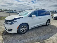 2C4RC1BG2HR815929 2017 CHRYSLER PACIFICA