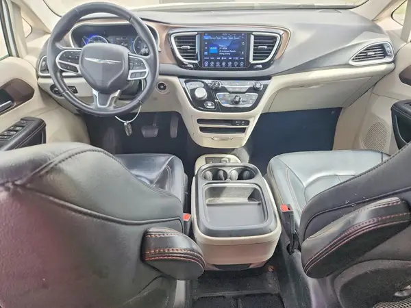 2C4RC1BG2HR815929 2017 CHRYSLER PACIFICA - Image 8