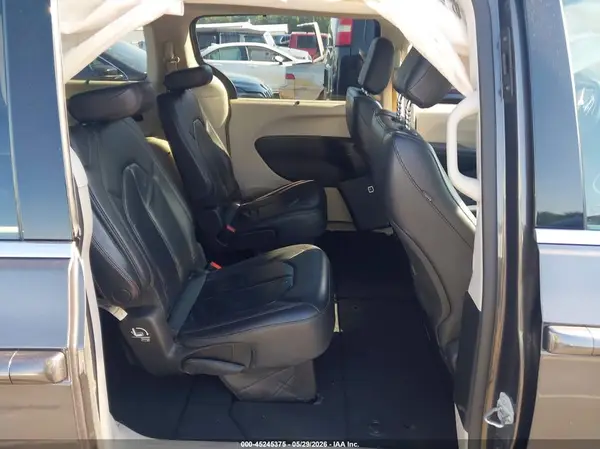 2C4RC1BG2HR816384 2017 CHRYSLER PACIFICA - Image 8