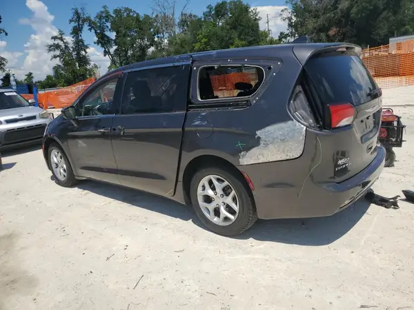 2C4RC1BG2HR816885 2017 CHRYSLER PACIFICA - Image 2