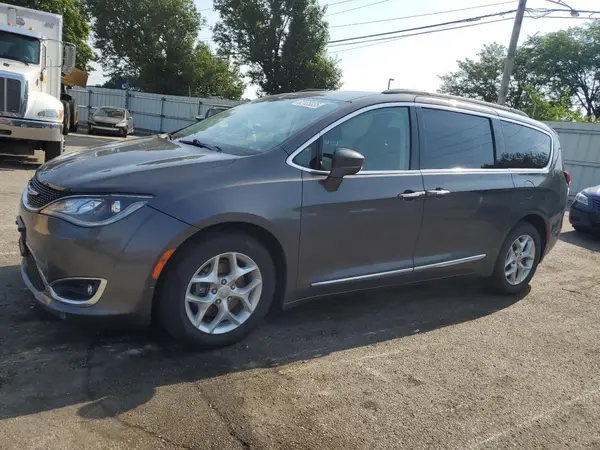 2C4RC1BG2HR820550 2017 CHRYSLER PACIFICA - Image 1