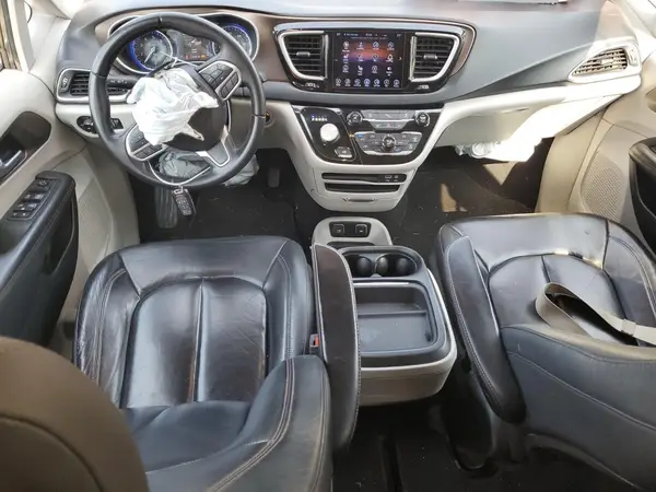 2C4RC1BG2HR820550 2017 CHRYSLER PACIFICA - Image 8