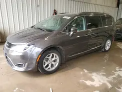 2C4RC1BG2HR820760 2017 CHRYSLER PACIFICA