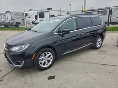 2C4RC1BG2HR820855 2017 CHRYSLER PACIFICA