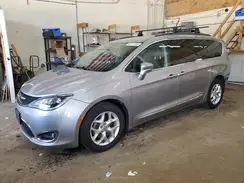 2C4RC1BG2HR823268 2017 CHRYSLER PACIFICA