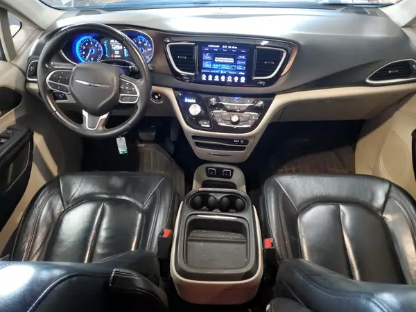 2C4RC1BG2HR823268 2017 CHRYSLER PACIFICA - Image 8