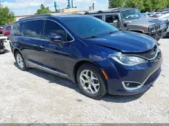2C4RC1BG2HR823335 2017 CHRYSLER PACIFICA