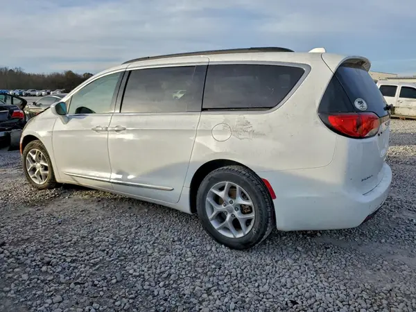 2C4RC1BG2HR831239 2017 CHRYSLER PACIFICA - Image 2