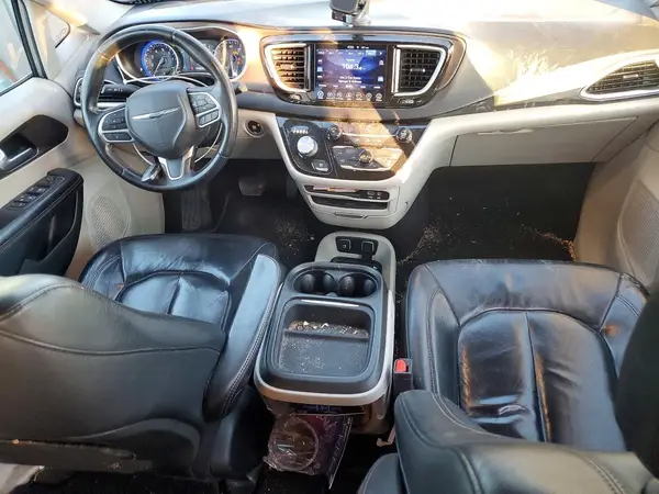 2C4RC1BG2HR831290 2017 CHRYSLER PACIFICA - Image 8