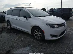 2C4RC1BG2HR831404 2017 CHRYSLER PACIFICA