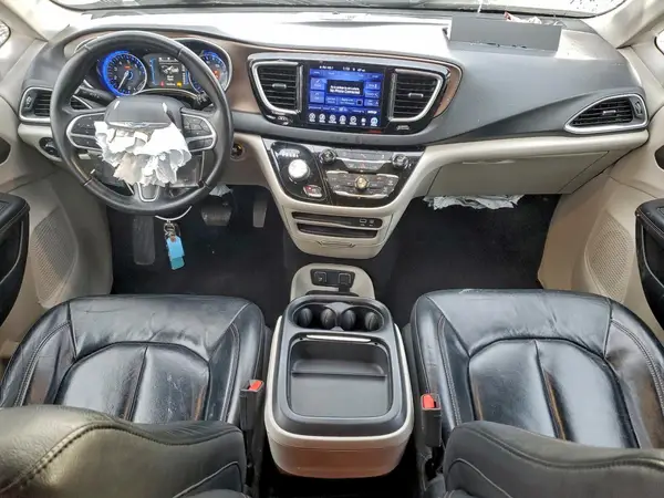 2C4RC1BG2HR832066 2017 CHRYSLER PACIFICA - Image 8