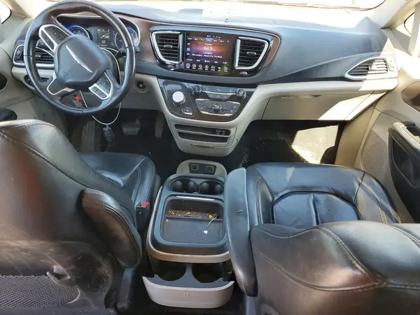 2C4RC1BG2HR832097 2017 CHRYSLER PACIFICA - Image 8