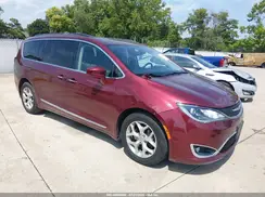 2C4RC1BG2HR832794 2017 CHRYSLER PACIFICA