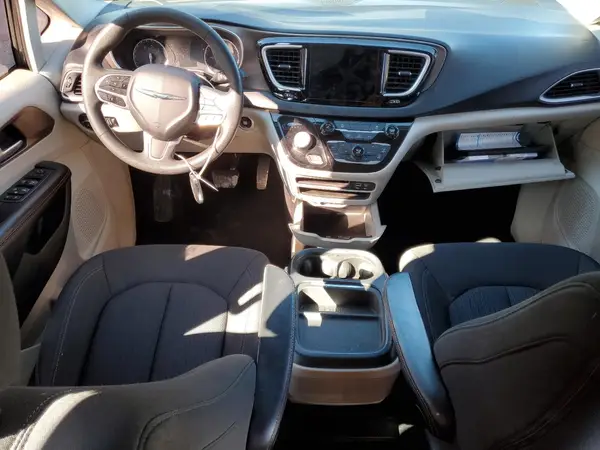 2C4RC1BG2HR844508 2017 CHRYSLER PACIFICA - Image 8
