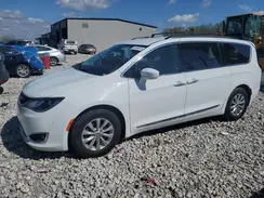 2C4RC1BG2HR846727 2017 CHRYSLER PACIFICA