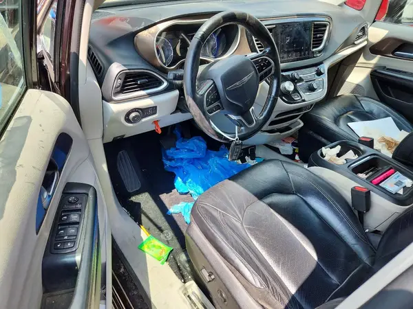 2C4RC1BG2JR100414 2018 CHRYSLER PACIFICA - Image 8