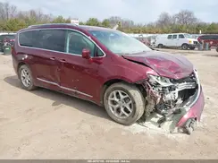 2C4RC1BG2JR101160 2018 CHRYSLER PACIFICA