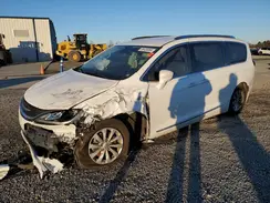 2C4RC1BG2JR107444 2018 CHRYSLER PACIFICA
