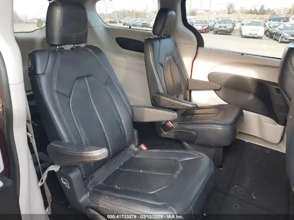 2C4RC1BG2JR110490 2018 CHRYSLER PACIFICA - Image 8