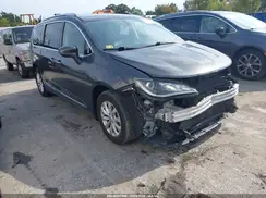 2C4RC1BG2JR110716 2018 CHRYSLER PACIFICA