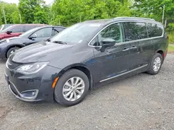 2C4RC1BG2JR114345 2018 CHRYSLER PACIFICA