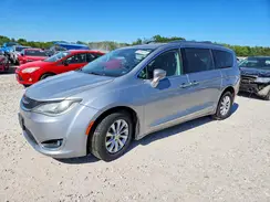 2C4RC1BG2JR119061 2018 CHRYSLER PACIFICA