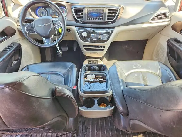 2C4RC1BG2JR120064 2018 CHRYSLER PACIFICA - Image 8