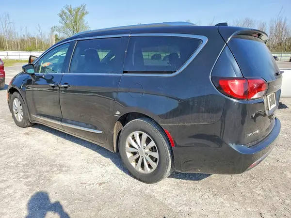 2C4RC1BG2JR120727 2018 CHRYSLER PACIFICA - Image 2