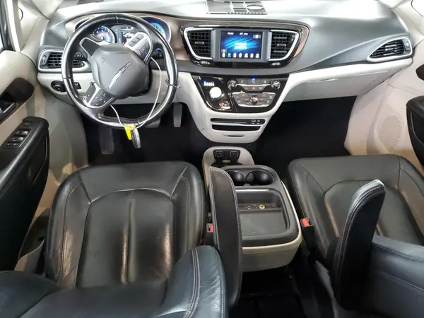 2C4RC1BG2JR120890 2018 CHRYSLER PACIFICA - Image 8