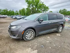 2C4RC1BG2JR123546 2018 CHRYSLER PACIFICA