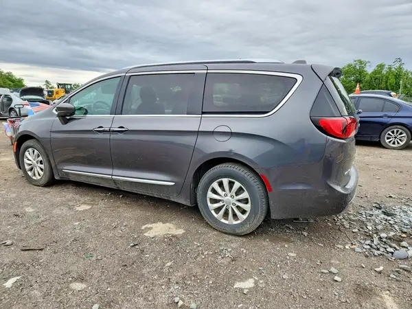 2C4RC1BG2JR123546 2018 CHRYSLER PACIFICA - Image 2
