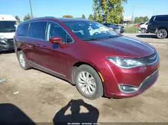 2C4RC1BG2JR127466 2018 CHRYSLER PACIFICA