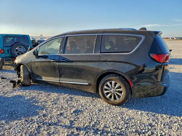 2C4RC1BG2JR143036 2018 CHRYSLER PACIFICA - Image 2
