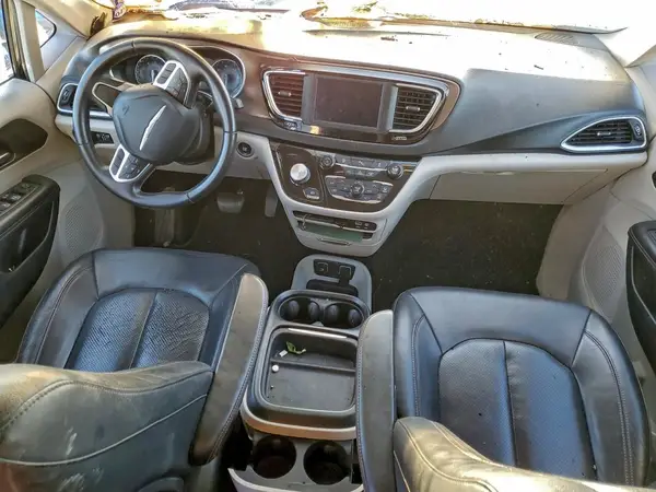 2C4RC1BG2JR143036 2018 CHRYSLER PACIFICA - Image 8
