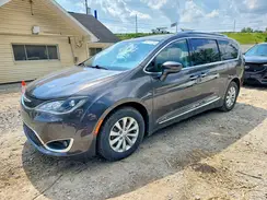 2C4RC1BG2JR152030 2018 CHRYSLER PACIFICA