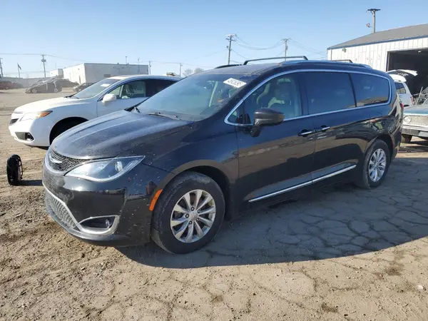 2C4RC1BG2JR152092 2018 CHRYSLER PACIFICA - Image 1