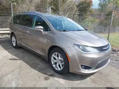 2C4RC1BG2JR154845 2018 CHRYSLER PACIFICA