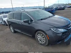 2C4RC1BG2JR155378 2018 CHRYSLER PACIFICA