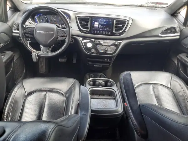 2C4RC1BG2JR157325 2018 CHRYSLER PACIFICA - Image 8